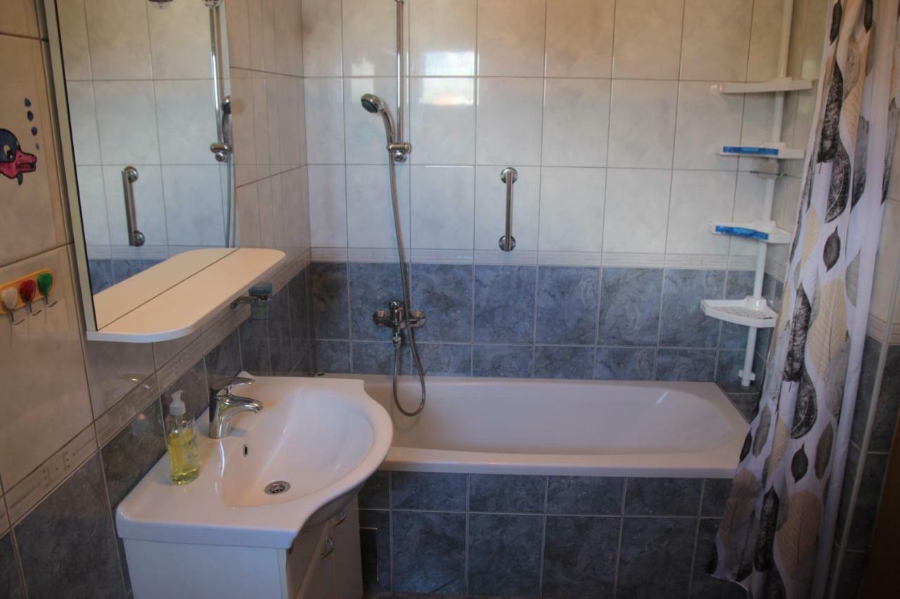 Apartments Irina Rovanjska Bagian luar foto