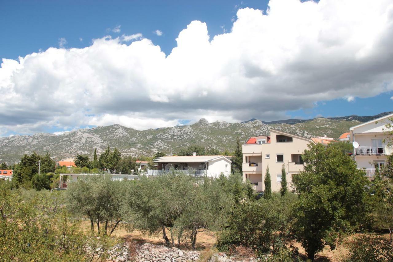 Apartments Irina Rovanjska Bagian luar foto